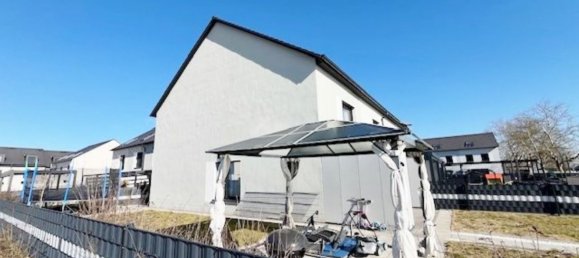 Adosado de 4 dormitorios en Roth, Germany No. 264969 7