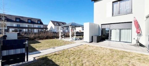 Adosado de 4 dormitorios en Roth, Germany No. 264969 4