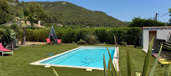 3 غرف نوم فيلا في Cuges-les-Pins, France رقم 331543 2