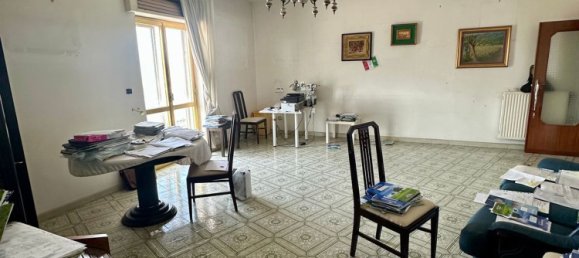 4 rooms Apartment in Naples, Italy No. 191916 19