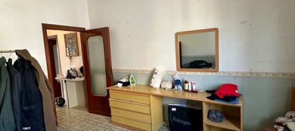 4 rooms Apartment in Naples, Italy No. 191916 7