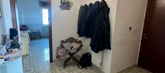 4 rooms Apartment in Naples, Italy No. 191916 5