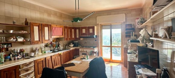 4 rooms Apartment in Naples, Italy No. 191916 15