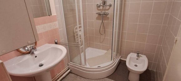 2 bedrooms Apartment in Compiegne, France No. 40562 7