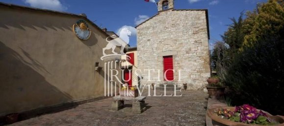 4 bedrooms House in Pisa, Italy No. 77611 15