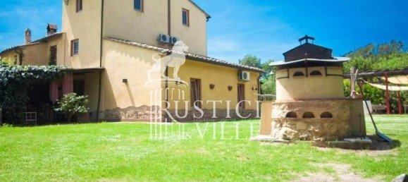 4 bedrooms House in Pisa, Italy No. 77611 10