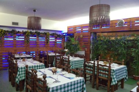  Commercial property in Maia, Portugal No. 268472