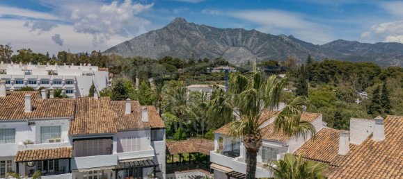 2 Schlafzimmer Villa in Marbella, Spain, Nr. 56934 8