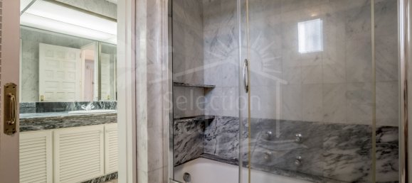 2 Schlafzimmer Villa in Marbella, Spain, Nr. 56934 6