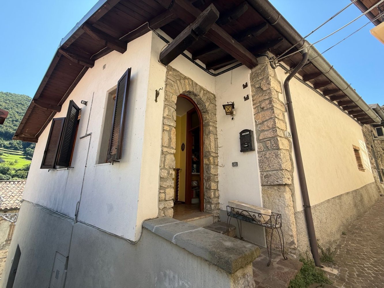 3 bedrooms House in Adrara San Rocco, Italy No. 380802