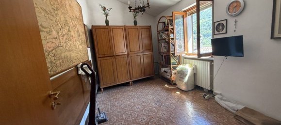 3 bedrooms House in Adrara San Rocco, Italy No. 380802 3