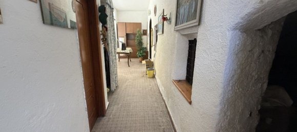 3 bedrooms House in Adrara San Rocco, Italy No. 380802 4