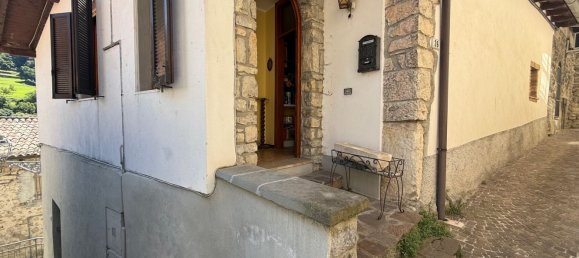 3 bedrooms House in Adrara San Rocco, Italy No. 380802 38