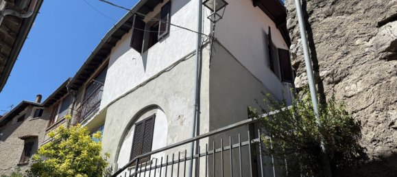 3 bedrooms House in Adrara San Rocco, Italy No. 380802 36