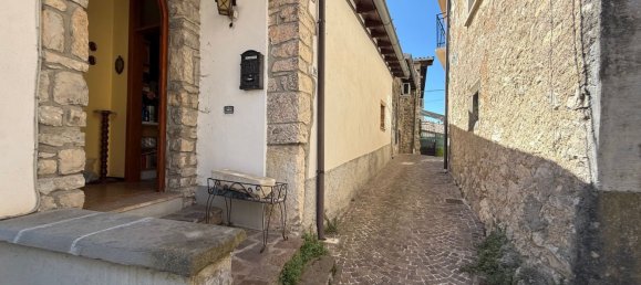 3 bedrooms House in Adrara San Rocco, Italy No. 380802 32