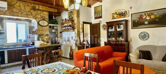 2 bedrooms Villa in Canicattini Bagni, Italy No. 74286 5