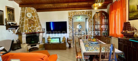 2 bedrooms Villa in Canicattini Bagni, Italy No. 74286 9
