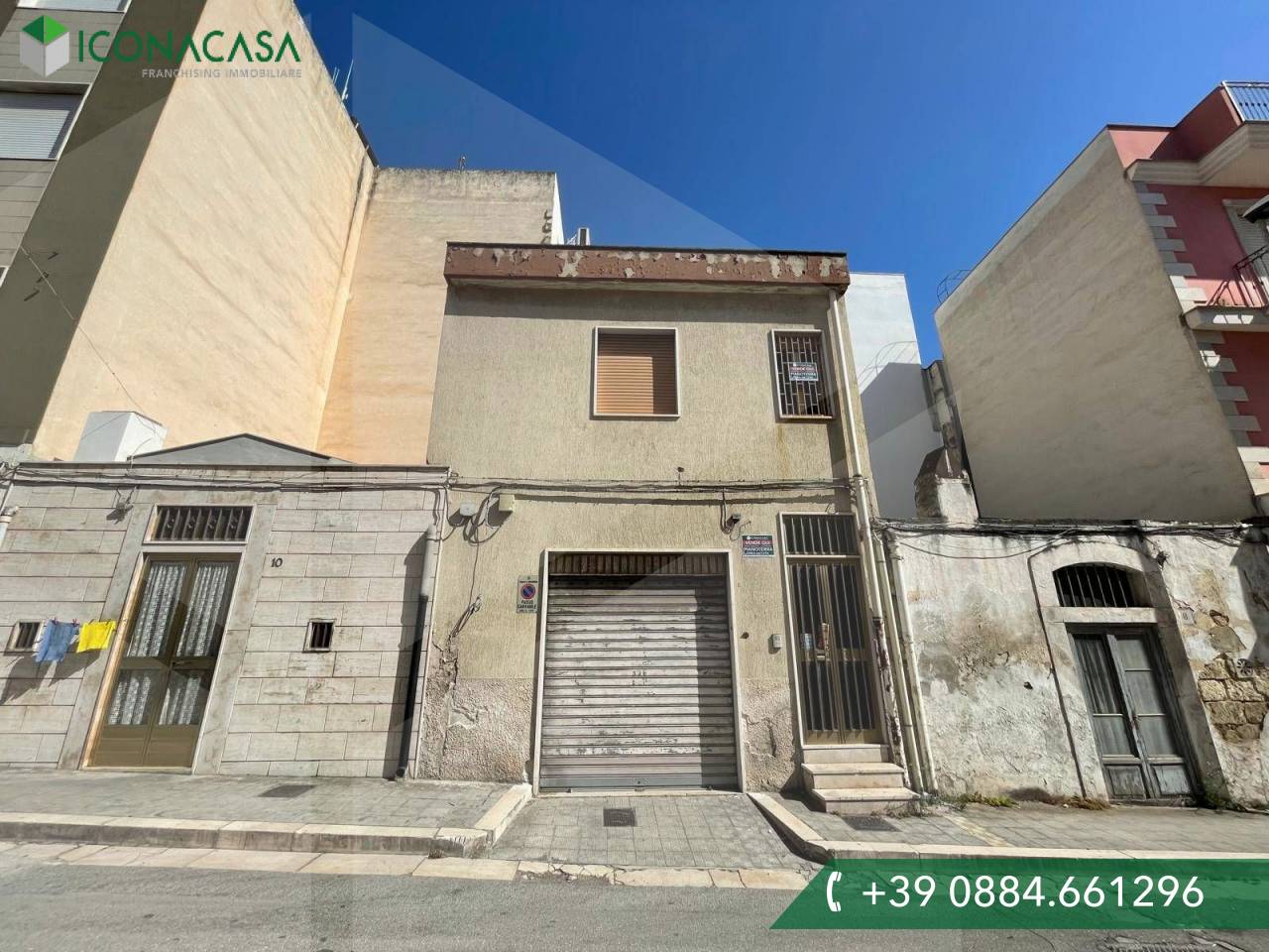 Casa de 2 habitaciónes en Manfredonia, Italy No. 31393