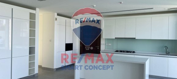 Villa de 4 dormitorios en Abu Dhabi, UAE No. 66801 9