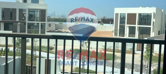 Villa de 4 dormitorios en Abu Dhabi, UAE No. 66801 5