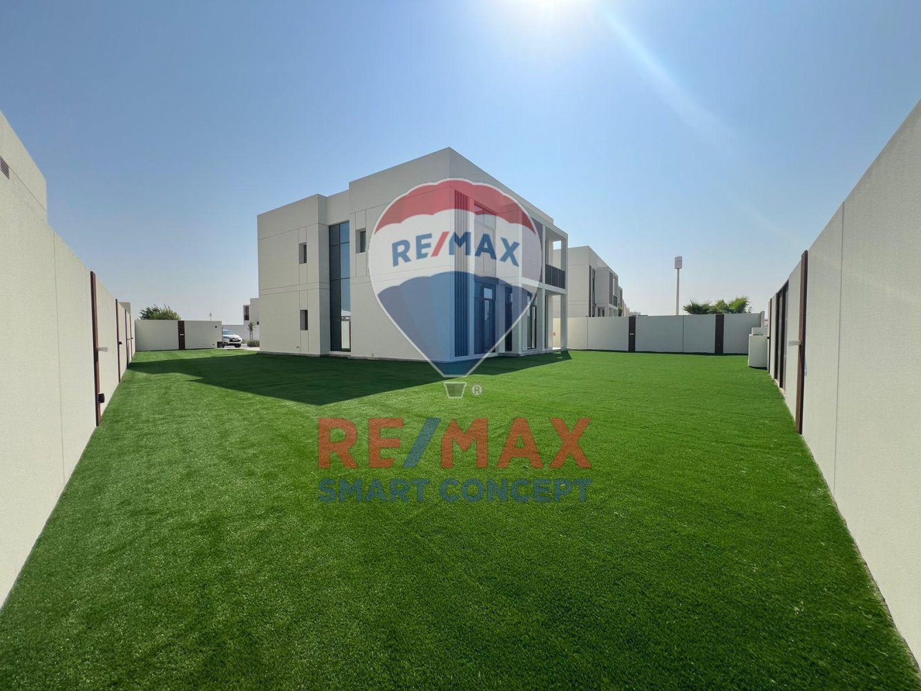 Villa de 4 dormitorios en Abu Dhabi, UAE No. 66801