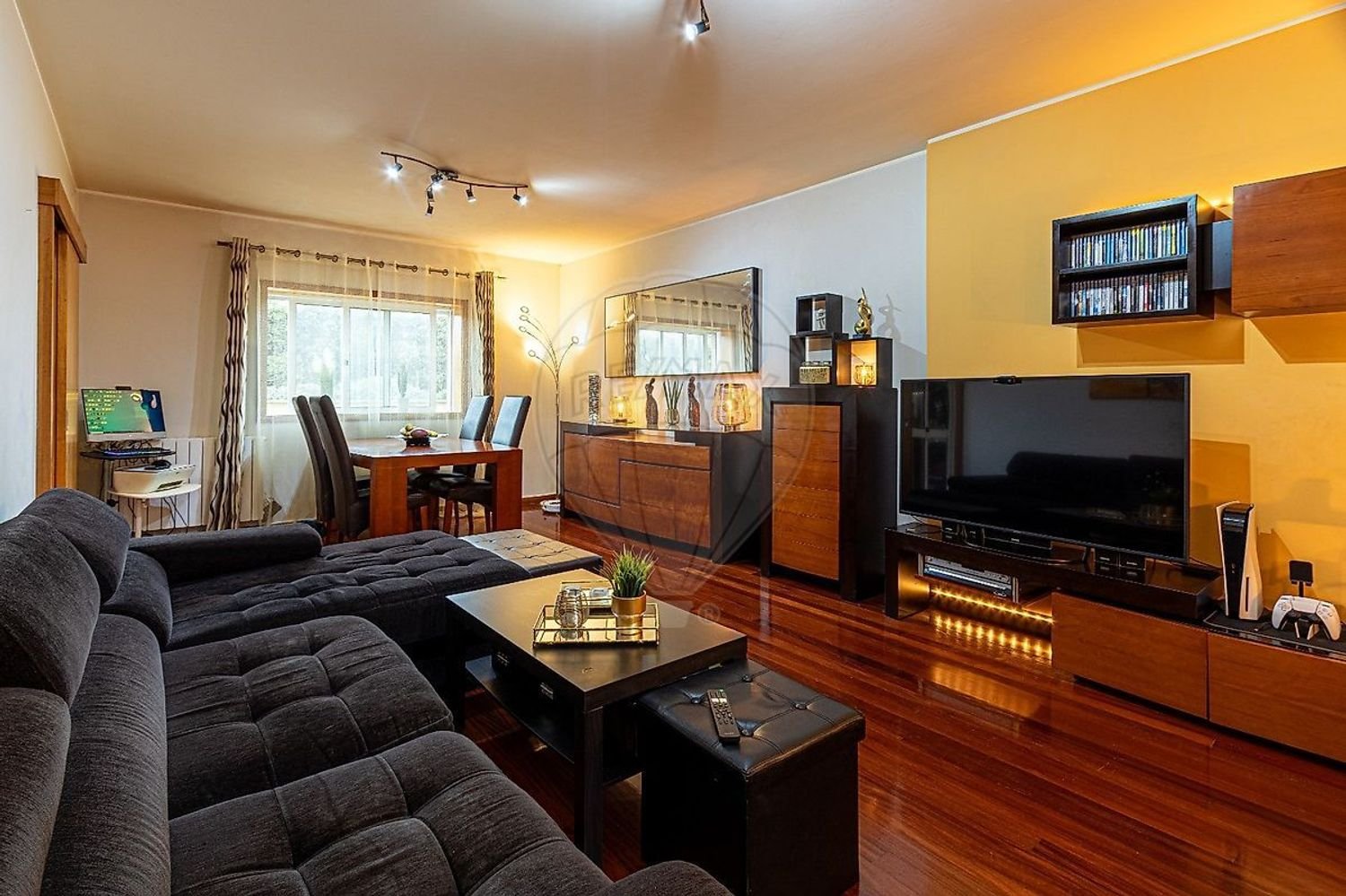 Apartamento de 2 dormitorios en Matosinhos, Portugal No. 202554