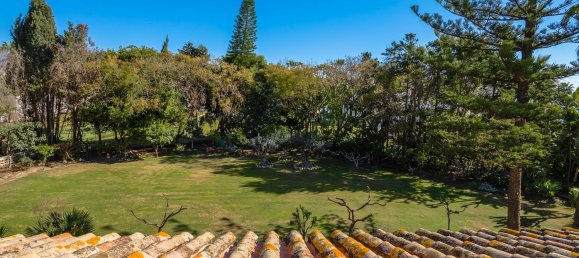 8 bedrooms House in Estepona, Spain No. 24193 50