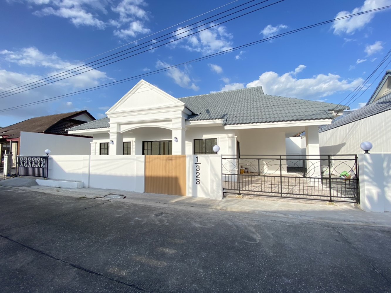 3 bedrooms Villa for sale in Pattaya, Chonburi, Eastern Thailand, Thailand № 75016