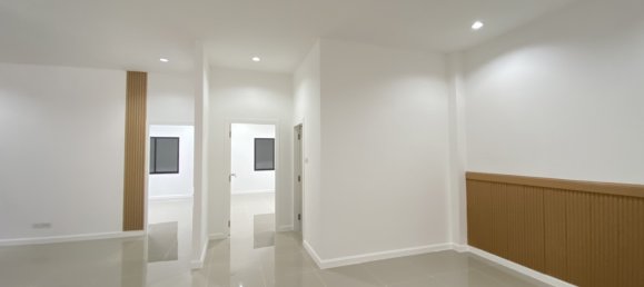 3 bedrooms Villa for sale in Pattaya, Chonburi, Eastern Thailand, Thailand № 75016 11