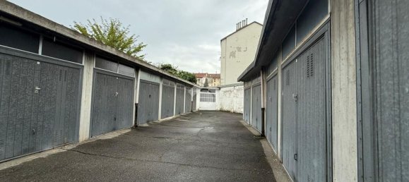12m² Garage in Turin, Italy No. 318700 2