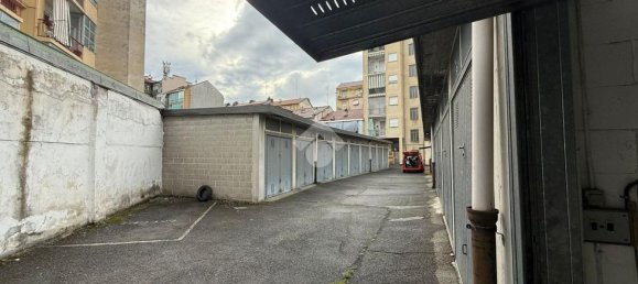 12m² Garage in Turin, Italy No. 318700 3