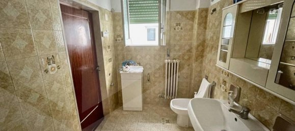 Apartamento de 3 habitaciónes en Andria, Italy No. 9242 6
