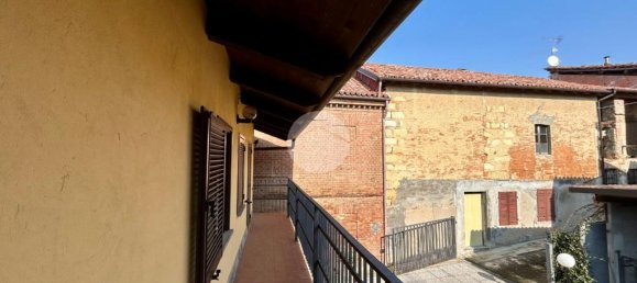 3 bedrooms House in Montemagno, Italy No. 144019 31