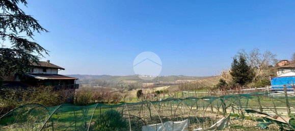 3 bedrooms House in Montemagno, Italy No. 144019 16