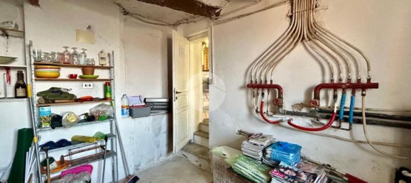 3 bedrooms House in Montemagno, Italy No. 144019 20