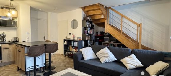 Dúplex de 1 dormitorio en Seine-et-Marne, France No. 283495 4