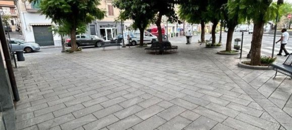 265m² Commercial property in Viagrande, Italy No. 258975 18