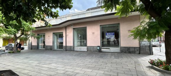 265m² Commercial property in Viagrande, Italy No. 258975 2