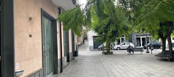 265m² Commercial property in Viagrande, Italy No. 258975 32