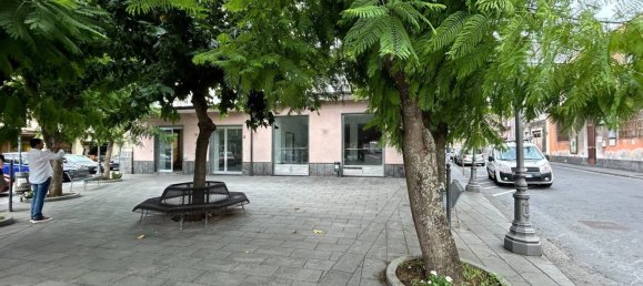 265m² Commercial property in Viagrande, Italy No. 258975 13