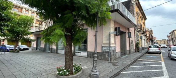 265m² Commercial property in Viagrande, Italy No. 258975 15