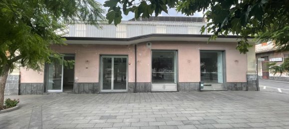 265m² Commercial property in Viagrande, Italy No. 258975 33