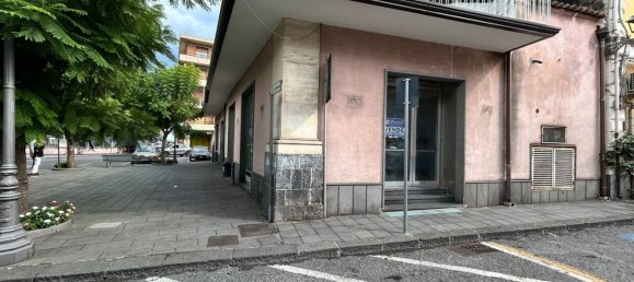 265m² Commercial property in Viagrande, Italy No. 258975 5