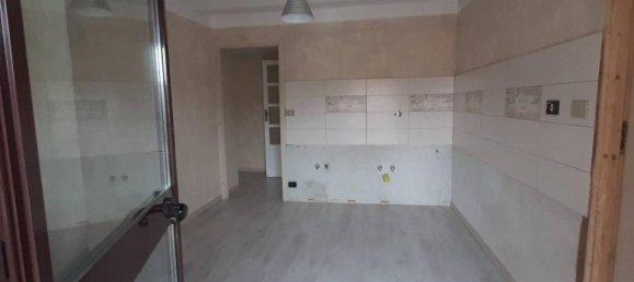 Квартира с 3 комнатами в Кьери, Италия № 24537 8