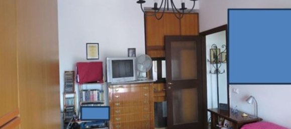 2 rooms Apartment in Milan, Italy No. 241042 2