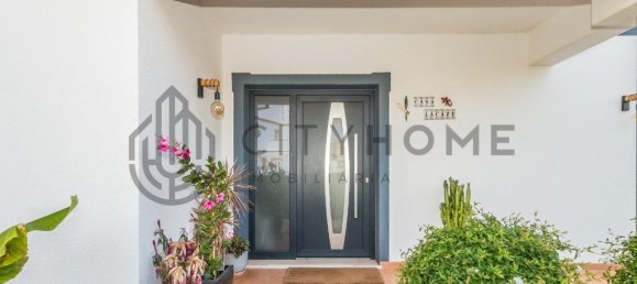 4 bedrooms House in Armacao de Pera, Portugal No. 90239 3