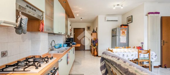 2 bedrooms Apartment in Castello d'Argile, Italy No. 320825 9