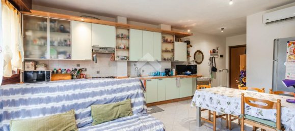 2 bedrooms Apartment in Castello d'Argile, Italy No. 320825 7