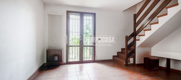 2 bedrooms Duplex in Reggio Emilia, Italy No. 365789 12