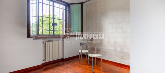 2 bedrooms Duplex in Reggio Emilia, Italy No. 365789 2